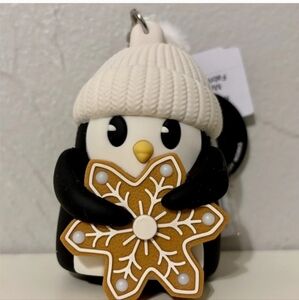 NWT ADORABLE LIGHT UP PENGUIN HAND SANTIZER HOLDER 🐧❄️🐧❄️